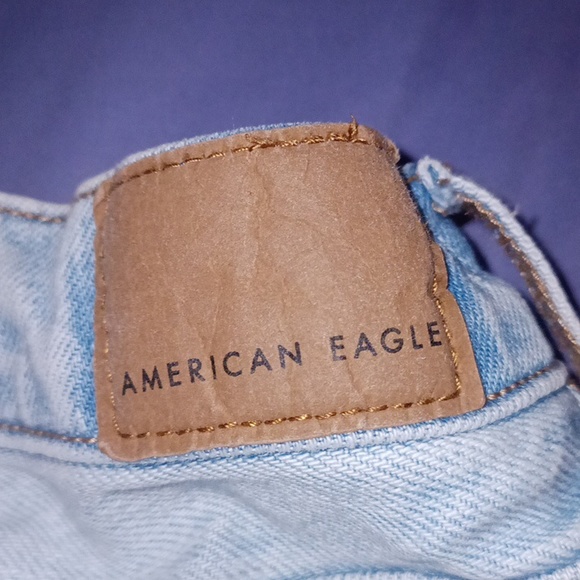 American eagle women's distressed jeans size 2 regular. - Picture 8 of 9